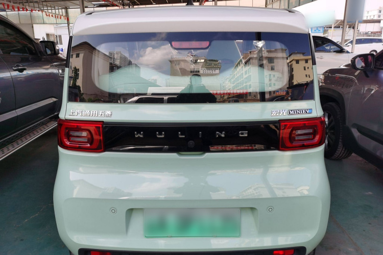 五菱汽车 宏光MINIEV 2022款 马卡龙臻享款 磷酸铁锂车身外观6004