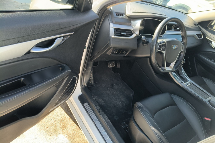 吉利汽车 帝豪 2018款 1.5L CVT向上互联版中控内饰20