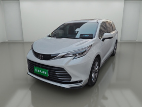 丰田 赛那SIENNA 2024款 2.5L混动 四驱尊贵版