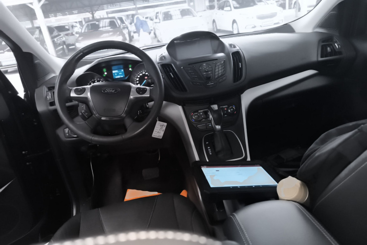 福特 翼虎 2013款 1.6L GTDi 两驱风尚型中控内饰12