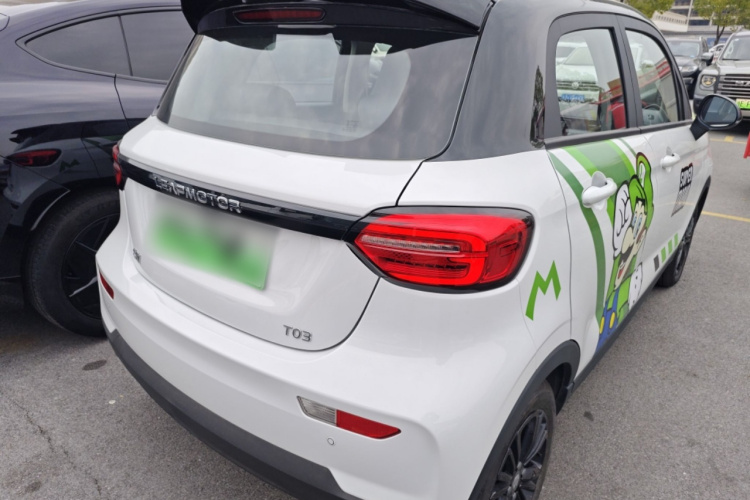 零跑汽车 零跑T03 2024款 310舒享版车身外观7