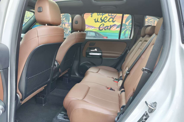 奔驰GLB 2020款 GLB 200 动感型中控内饰7002