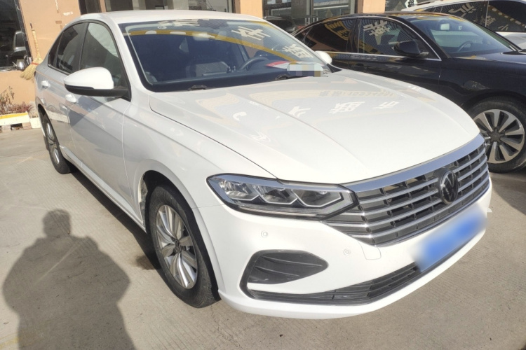 大众 朗逸 2023款 改款 1.5L 自动得逸版车身外观3