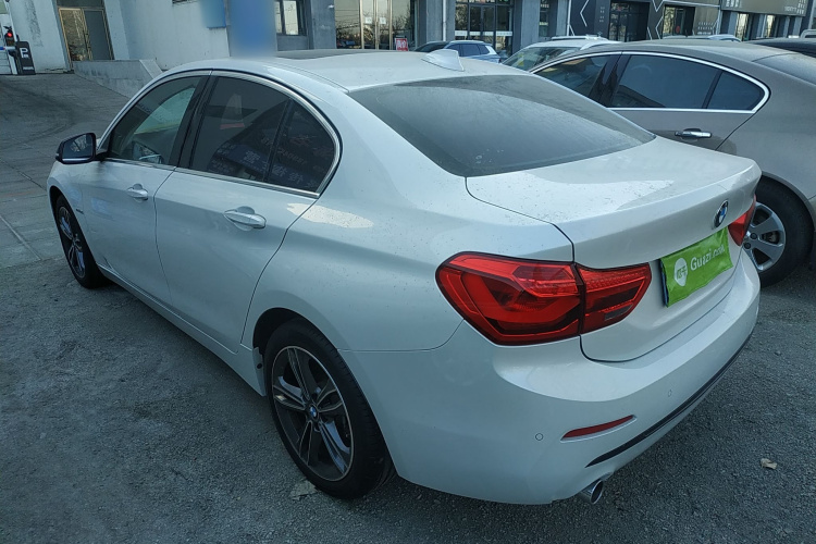 宝马1系 2018款 118i 运动型车身外观6003