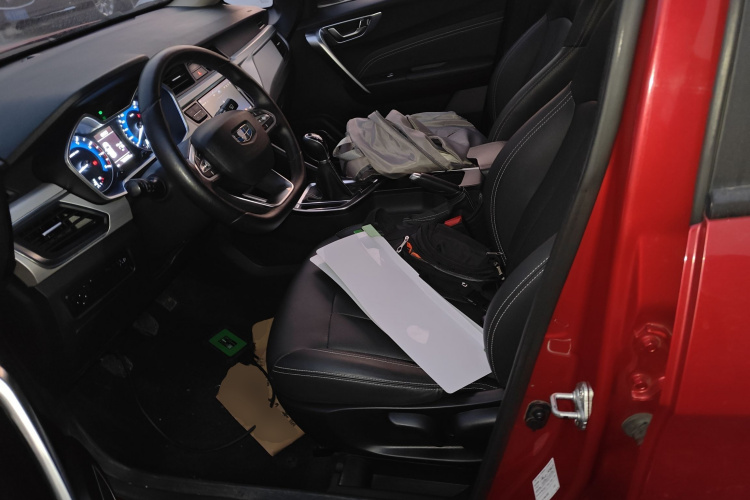 吉利汽车 远景X3 2019款 升级版 1.5L 手动尊贵型中控内饰19