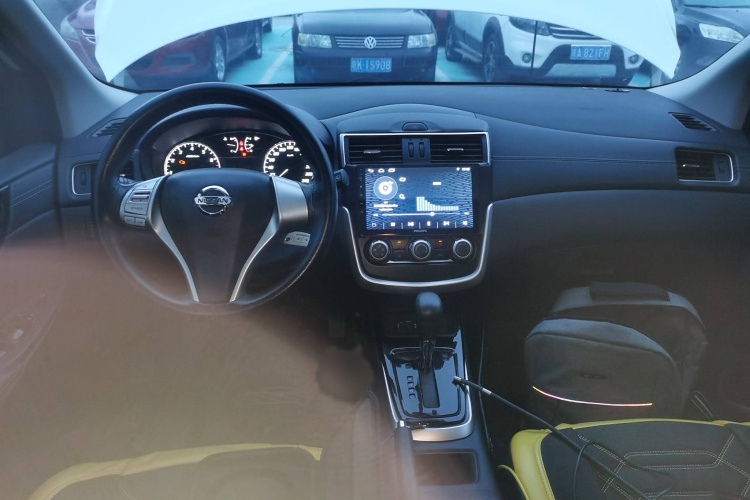 日产 骐达TIIDA 2021款 1.6L CVT酷动版中控内饰7002