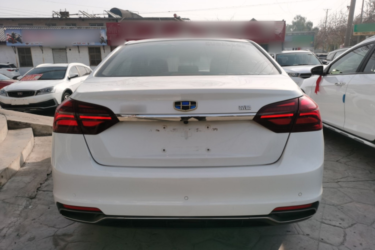 吉利汽车 帝豪 2018款 1.5L 手动向上互联版车身外观6