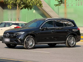 奔驰GLC 2024款 GLC 300 L 4MATIC 动感型 5座