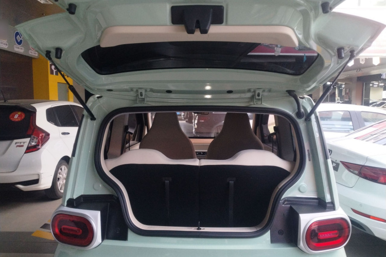 五菱汽车 宏光MINIEV 2024款 第三代 215km 青春版机舱底盘23