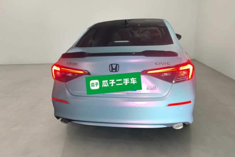 本田 思域 2022款 240TURBO CVT燃动版车身外观6