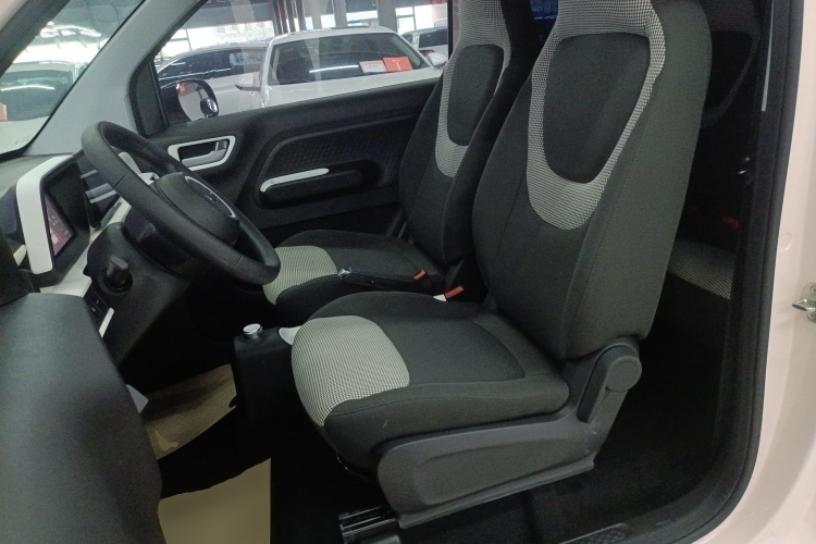 五菱汽车 宏光MINIEV 2024款 第三代 215km 进阶版中控内饰19