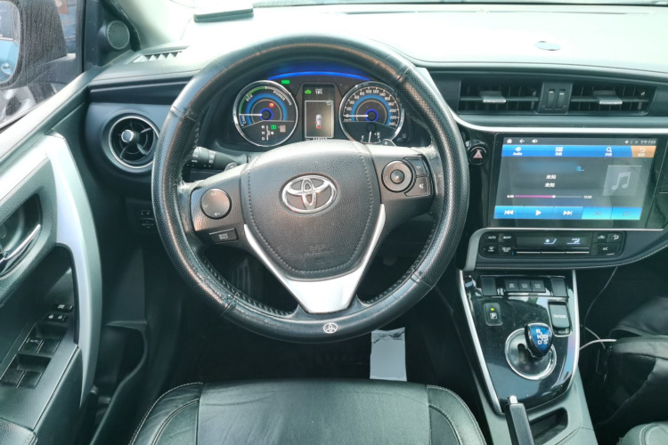 丰田 卡罗拉 2017款 改款双擎 1.8L E-CVT精英版中控内饰13