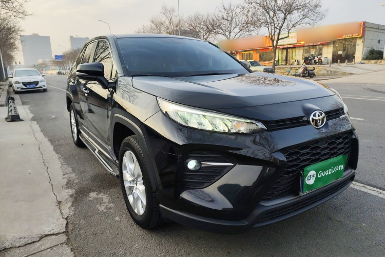 丰田 威兰达 2022款 改款 2.0L CVT两驱领先版车身外观3