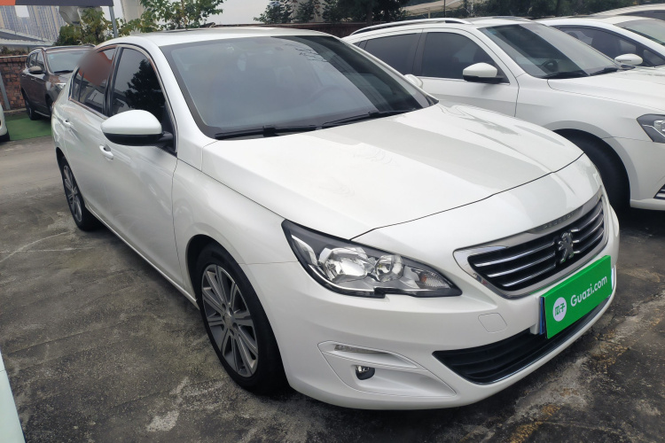 标致408 2014款 1.8L 自动豪华版车身外观3