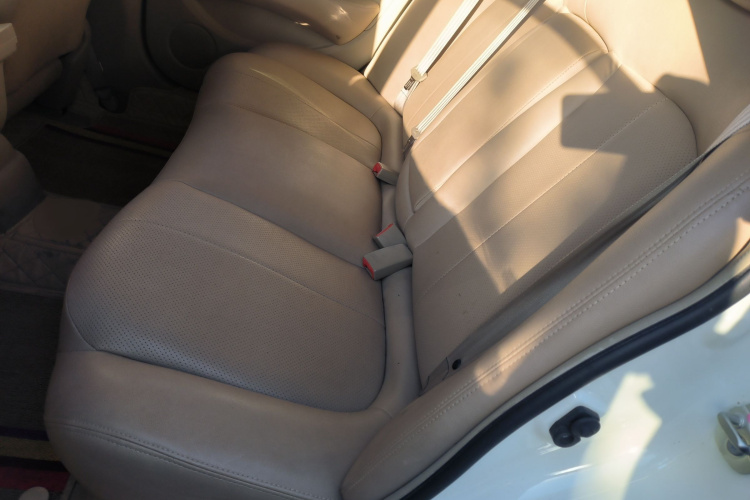 日产 轩逸 2016款 经典 1.6XE 手动领先版中控内饰7004