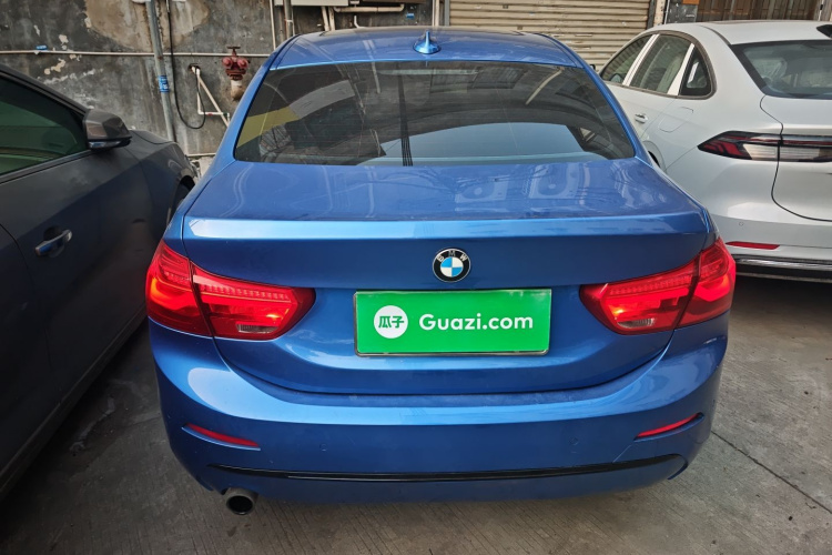 宝马1系 2018款 改款 118i 运动型车身外观6