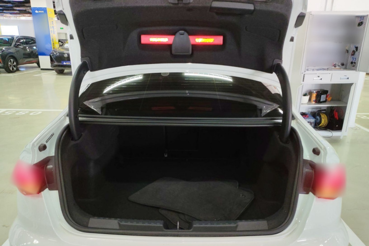 奥迪A3 2023款 改款 A3L Limousine 35 TFSI 时尚运动型局部细节23