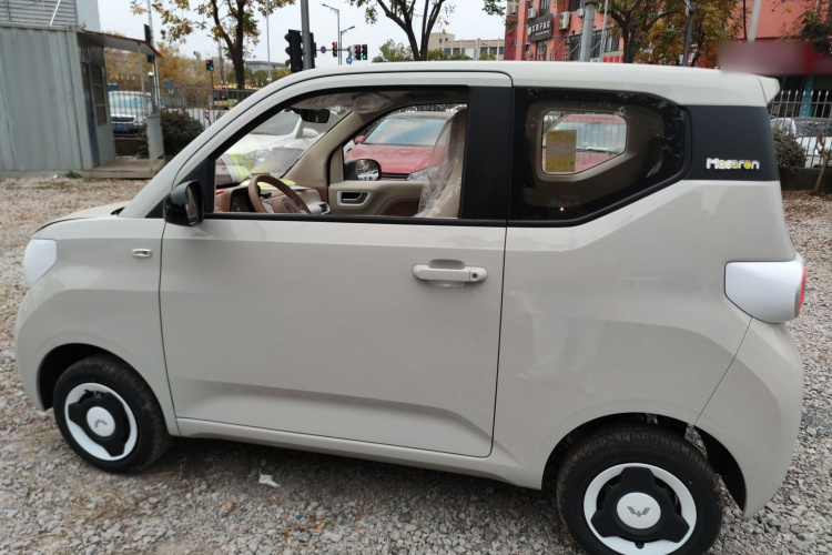 五菱汽车 宏光MINIEV 2024款 第三代 215km 青春版车身外观4