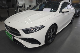 奔驰A级 2024款 改款 A 200 L 时尚型