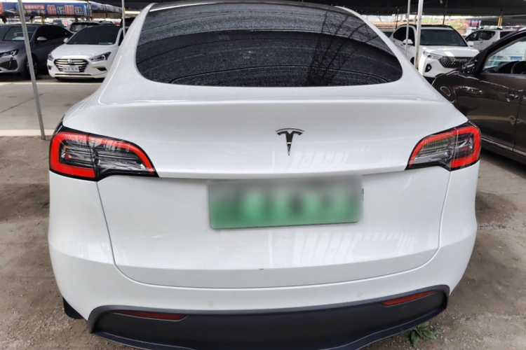 特斯拉 Model Y 2022款 后轮驱动版车身外观6004