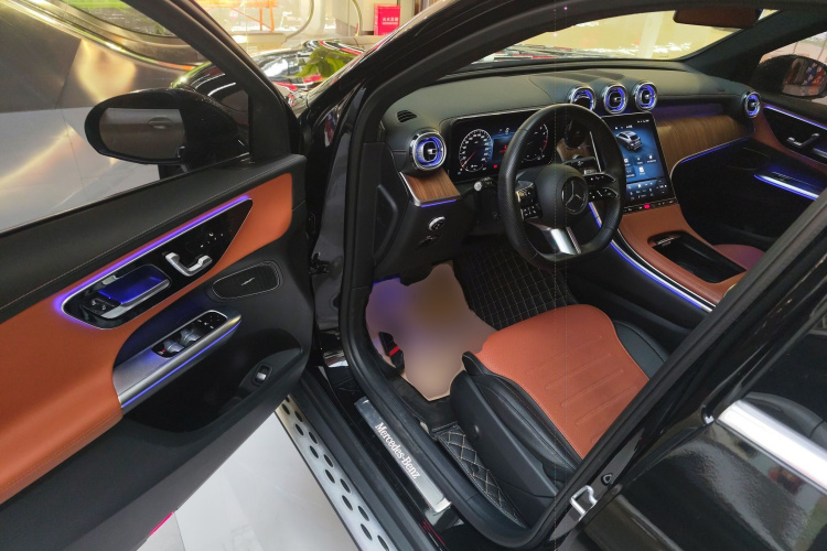 奔驰GLC 2023款 GLC 300 L 4MATIC 动感型 5座中控内饰20