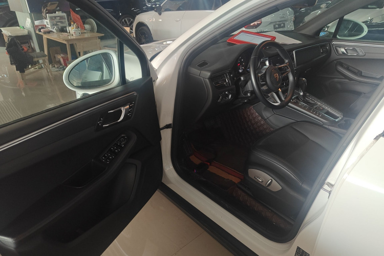 保时捷 2018款 Macan 2.0T中控内饰20