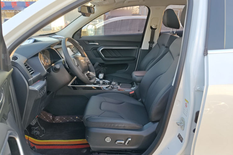 哈弗H6 2017款 红标 2.0T 自动两驱智尚型中控内饰20