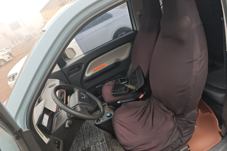 五菱汽车 宏光MINIEV 2022款 轻松款 磷酸铁锂中控内饰19