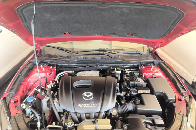 马自达3 昂克赛拉 2019款 云控版 三厢 1.5L 自动豪华型 国VI机舱底盘24