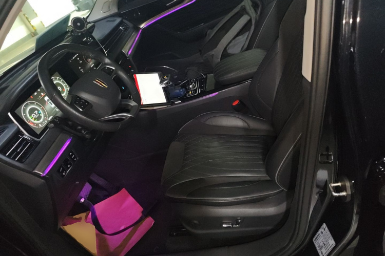 红旗HS5 2022款 改款 2.0T 智联旗享四驱版局部细节19