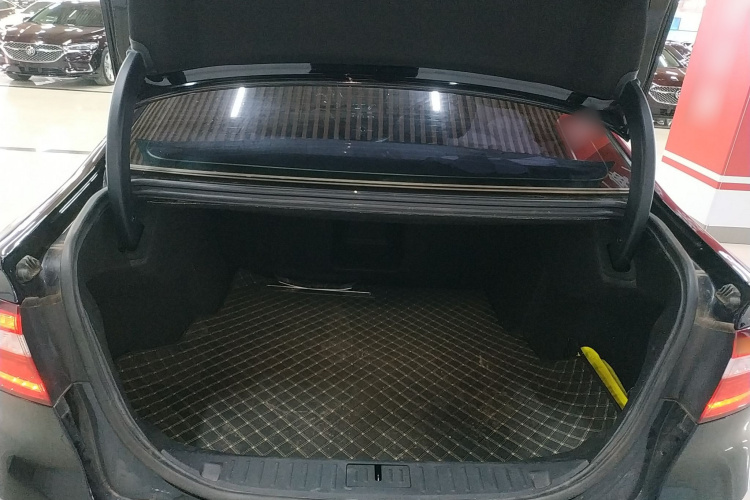 福特 金牛座 2018款 EcoBoost 245 卓越型 国V机舱底盘23