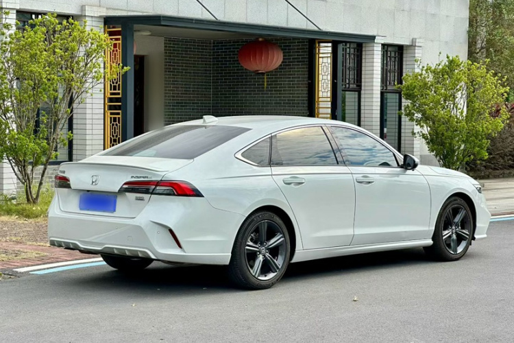 本田 英仕派 2023款 260TURBO 精致版车身外观6002