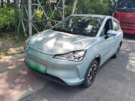 哪吒汽车 哪吒V 2021款 长续航娱乐版升级型