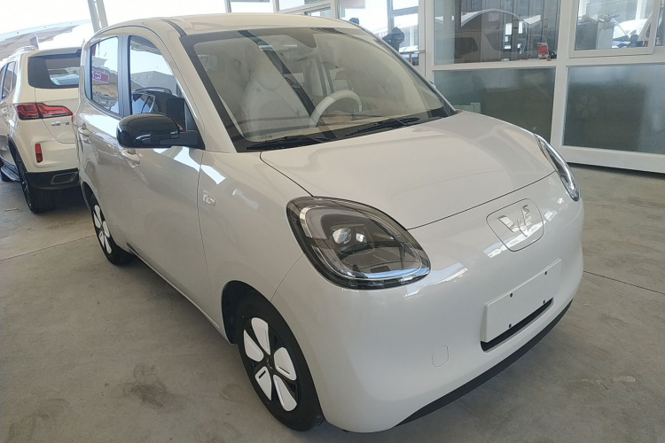 五菱汽车 宏光MINIEV 2025款 四门版 进阶款车身外观3