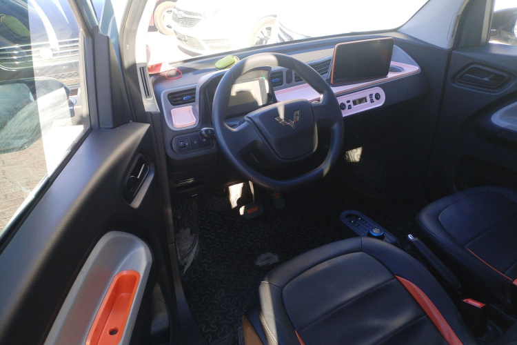 五菱汽车 宏光MINIEV 2020款 自在款 三元锂中控内饰13