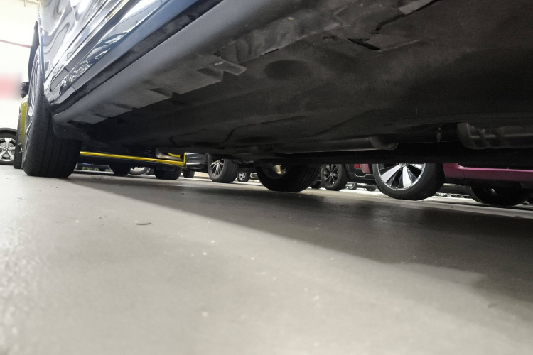 林肯 冒险家 2023款 2.0T 四驱尊雅版机舱底盘29