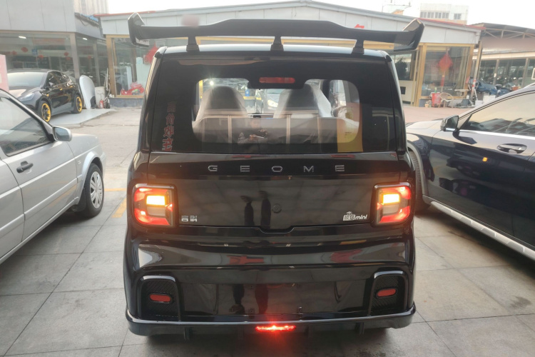 吉利银河 2025款 210km 熊猫卡丁车身外观6