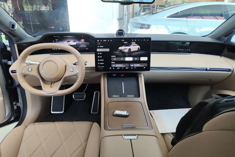 鸿蒙智行 享界S9 2024款 纯电 Ultra 四驱旗舰版中控内饰7002