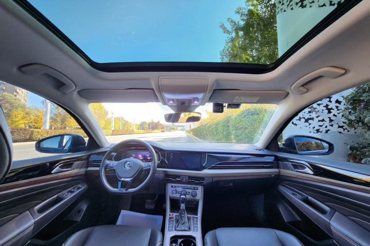 大众 帕萨特 2019款 330TSI 尊贵版 国VI中控内饰7003