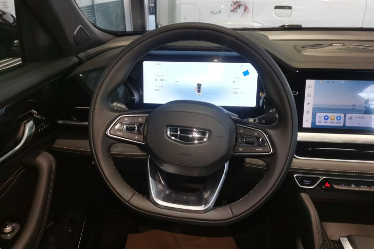 吉利汽车 星越L 2024款 2.0TD DCT EVO两驱长风版中控内饰13