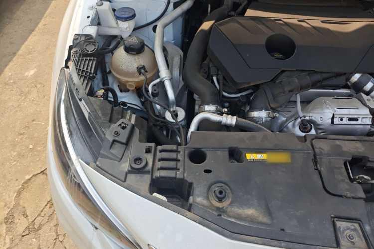 标致408 2020款 360THP 十周年质臻版局部细节9006