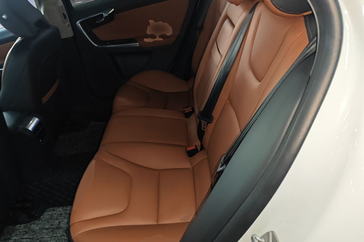 沃尔沃S60 2016款 S60L T4 智远版中控内饰7004