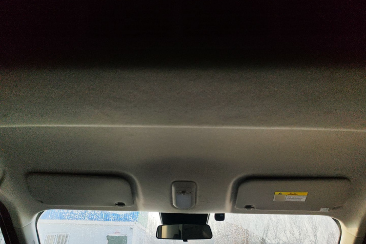 瑞驰汽车 瑞驰新能源EC75 2025款 客运 智行超充版 先锋型Ⅰ 52.16kWh中控内饰22