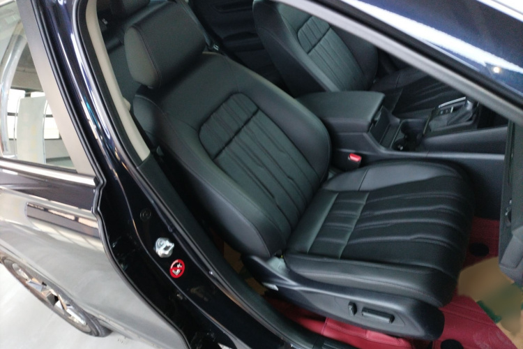 本田 皓影 2025款 240TURBO 两驱豪华版 5座局部细节41