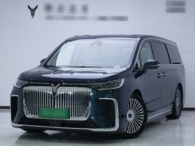 岚图汽车 岚图梦想家 2025款 PHEV 四驱旗舰鲲鹏版