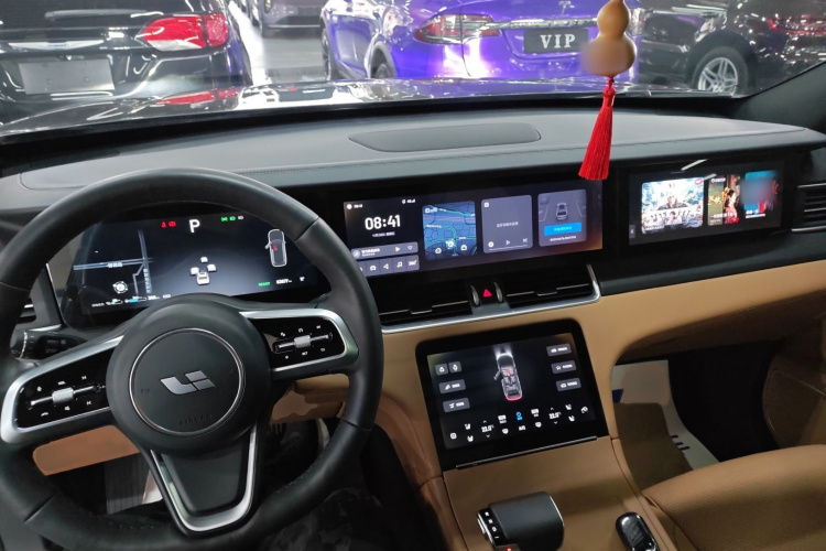 理想汽车 理想ONE 2021款 增程6座版中控内饰7002