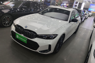 宝马3系 2023款 330i M运动曜夜套装