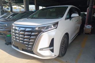 腾势D9 2022款 DM-i 970 四驱旗舰型