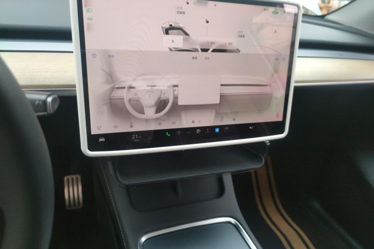 特斯拉 Model Y 2022款 Performance高性能全轮驱动版局部细节16