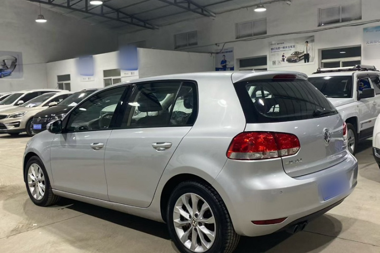 大众 高尔夫 2011款 1.4TSI 自动豪华型车身外观6008